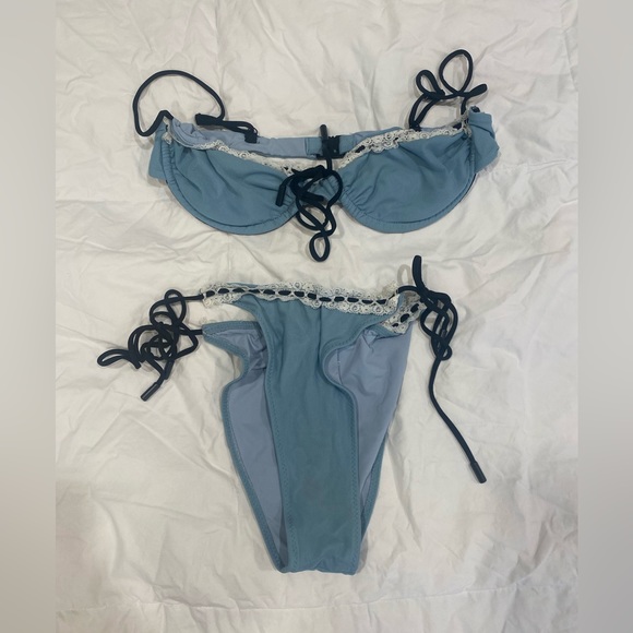 With Jéan Bikini - Picture 5 of 7